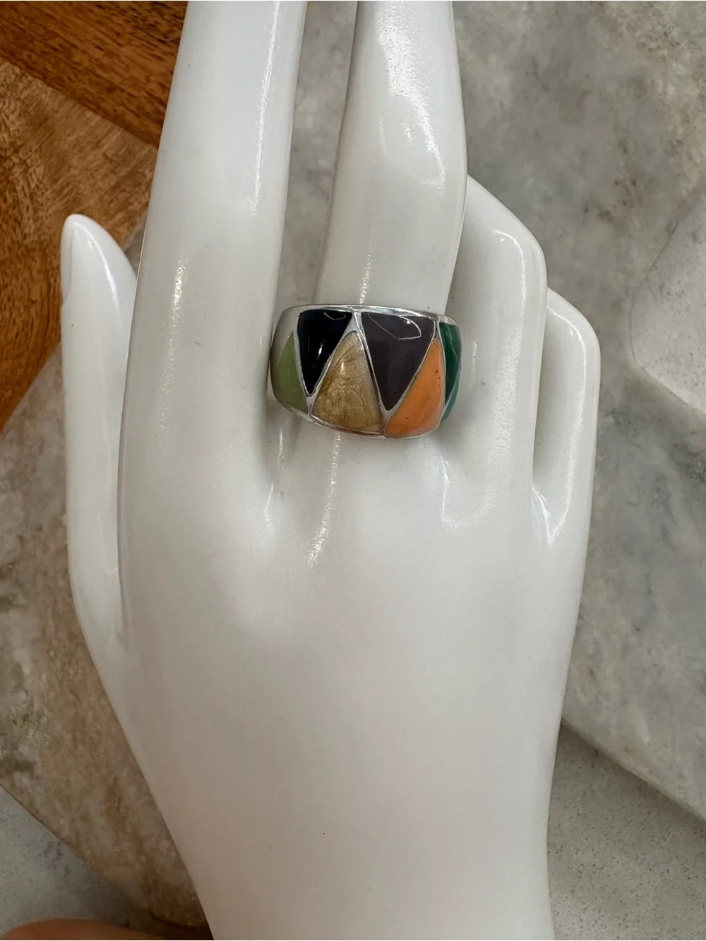 N/A no markings